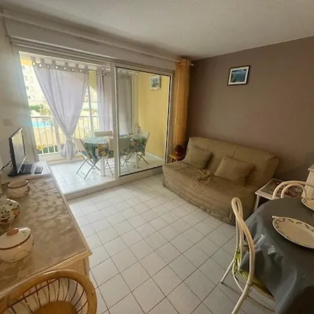 T2 Cabine, Piscine, Parking, Pres Cap D'agde - Fr-1-749-76 Апартаменти